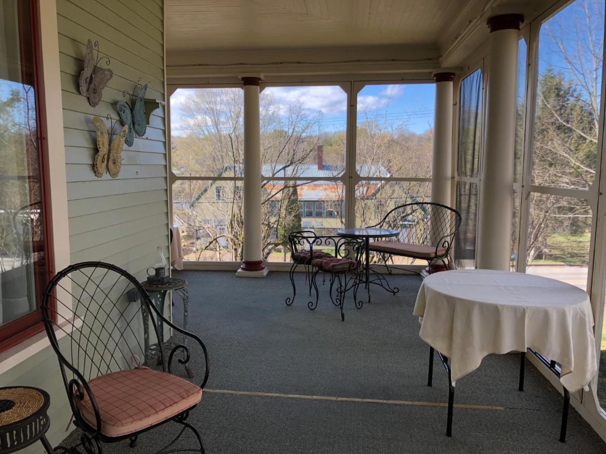 Guilford Bed And Breakfast Buitenkant foto