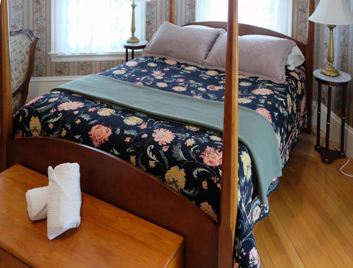 Guilford Bed And Breakfast Buitenkant foto