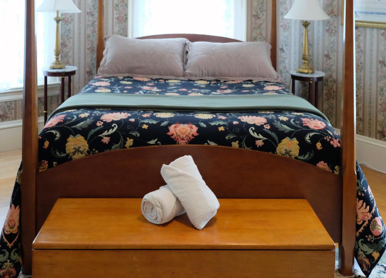 Guilford Bed And Breakfast Buitenkant foto