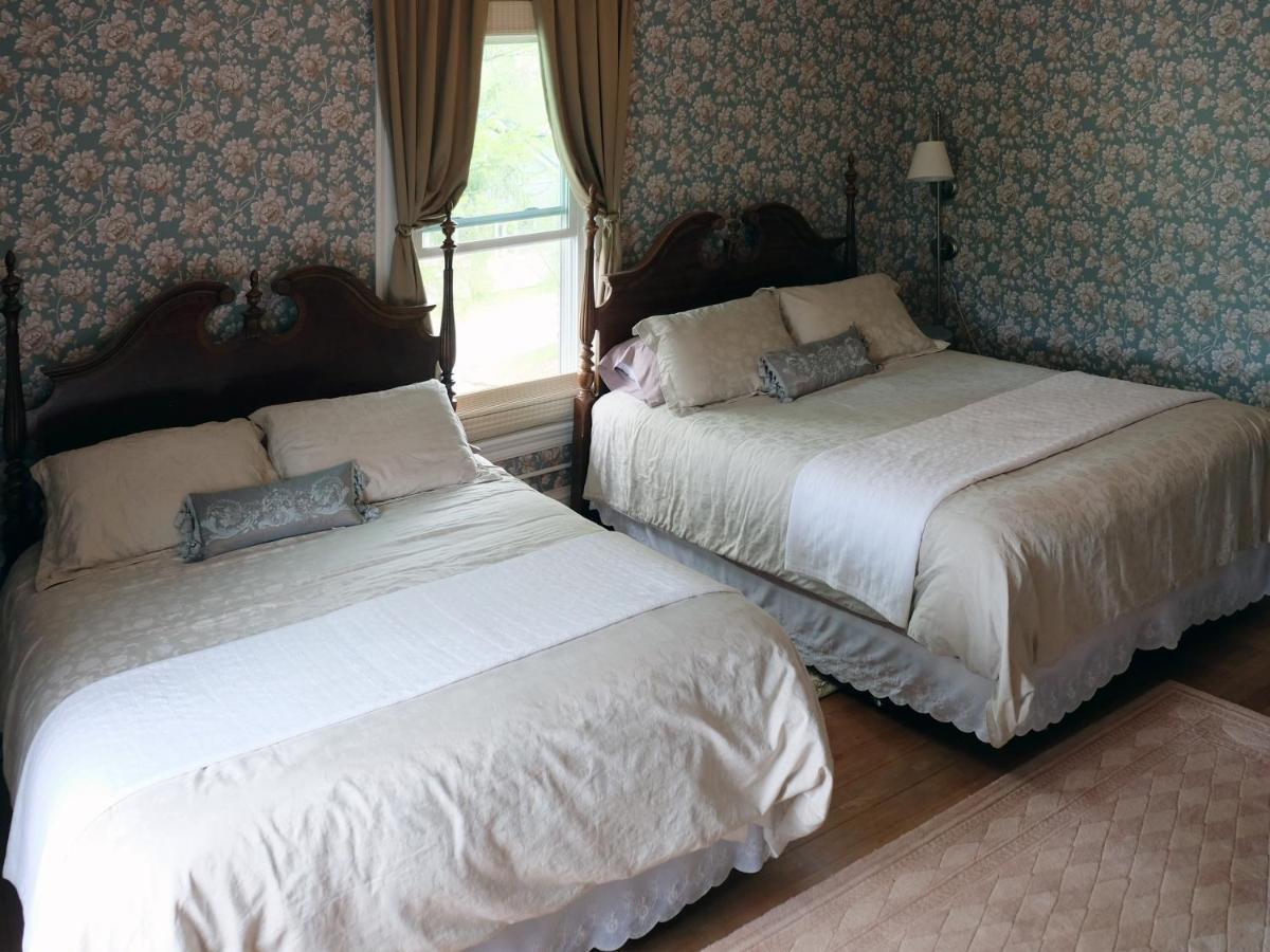 Guilford Bed And Breakfast Buitenkant foto