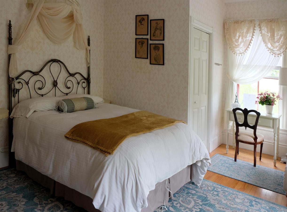 Guilford Bed And Breakfast Buitenkant foto