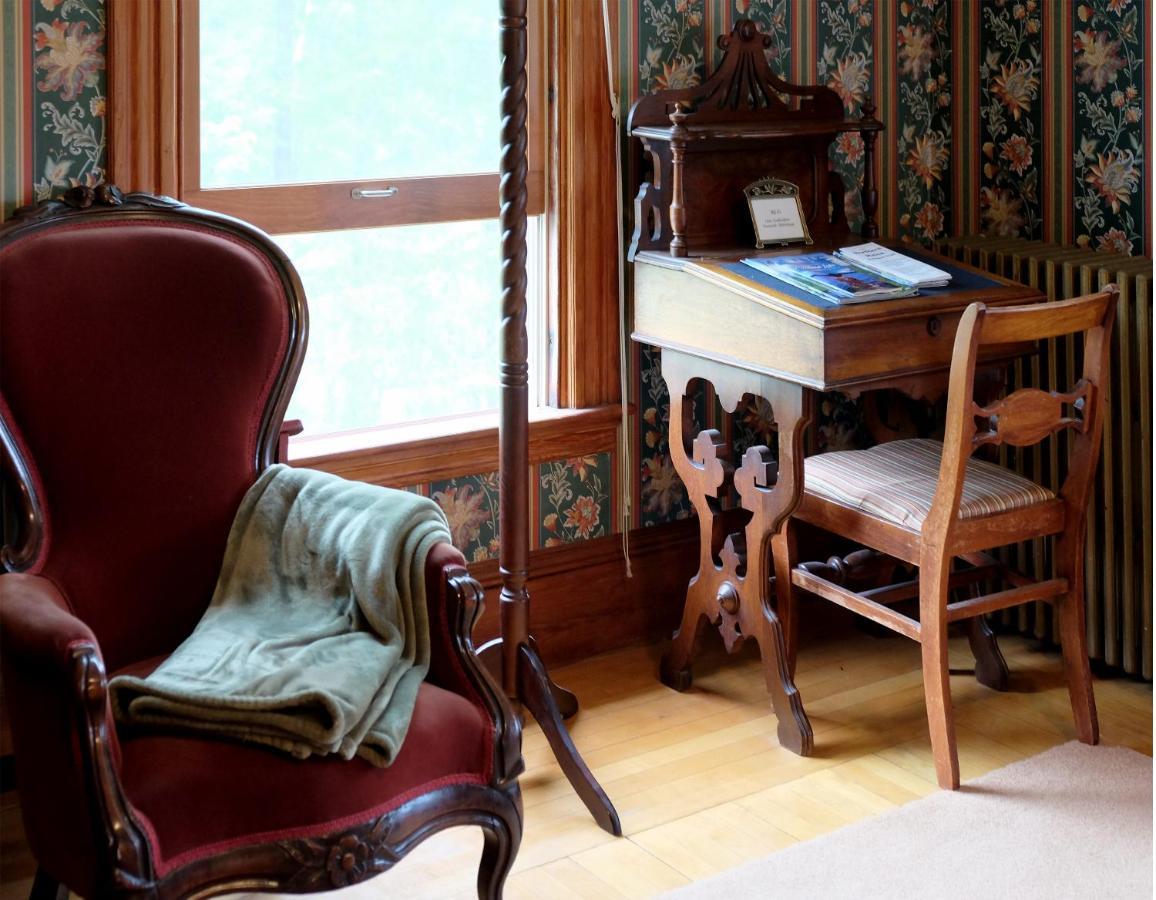 Guilford Bed And Breakfast Buitenkant foto