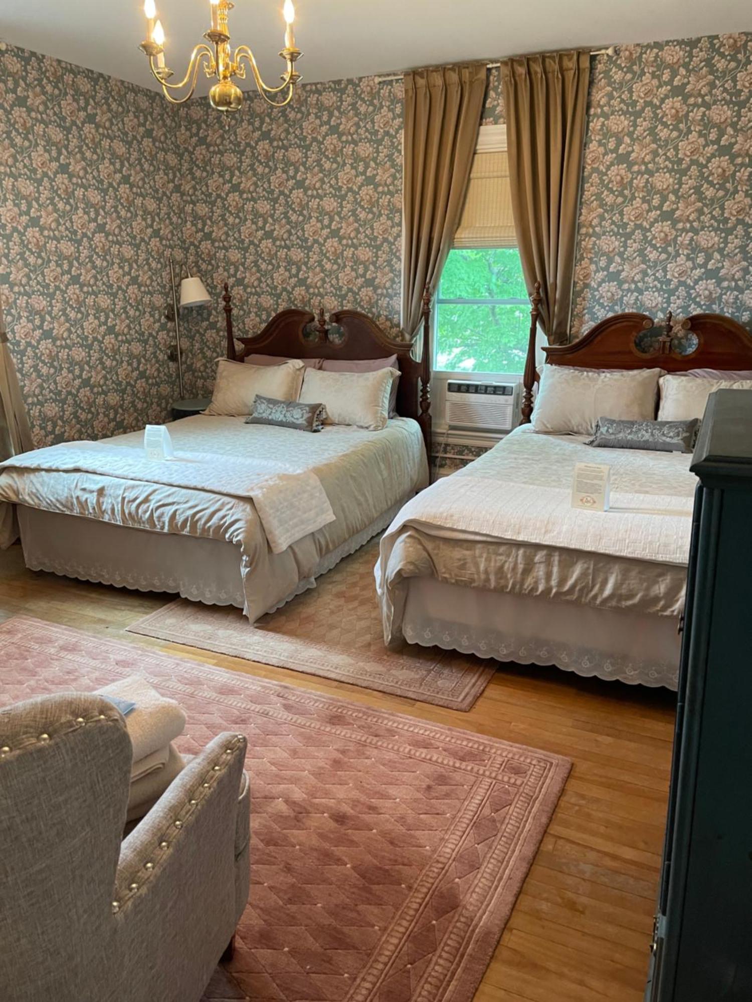 Guilford Bed And Breakfast Buitenkant foto